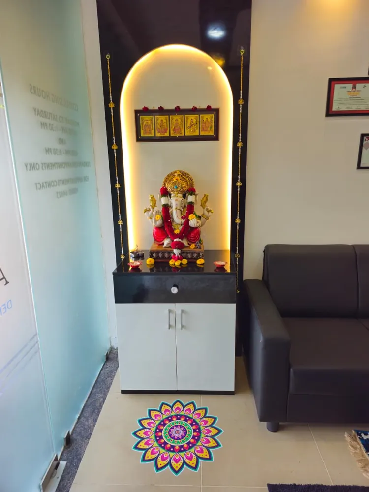 Clinic entrance and reception area